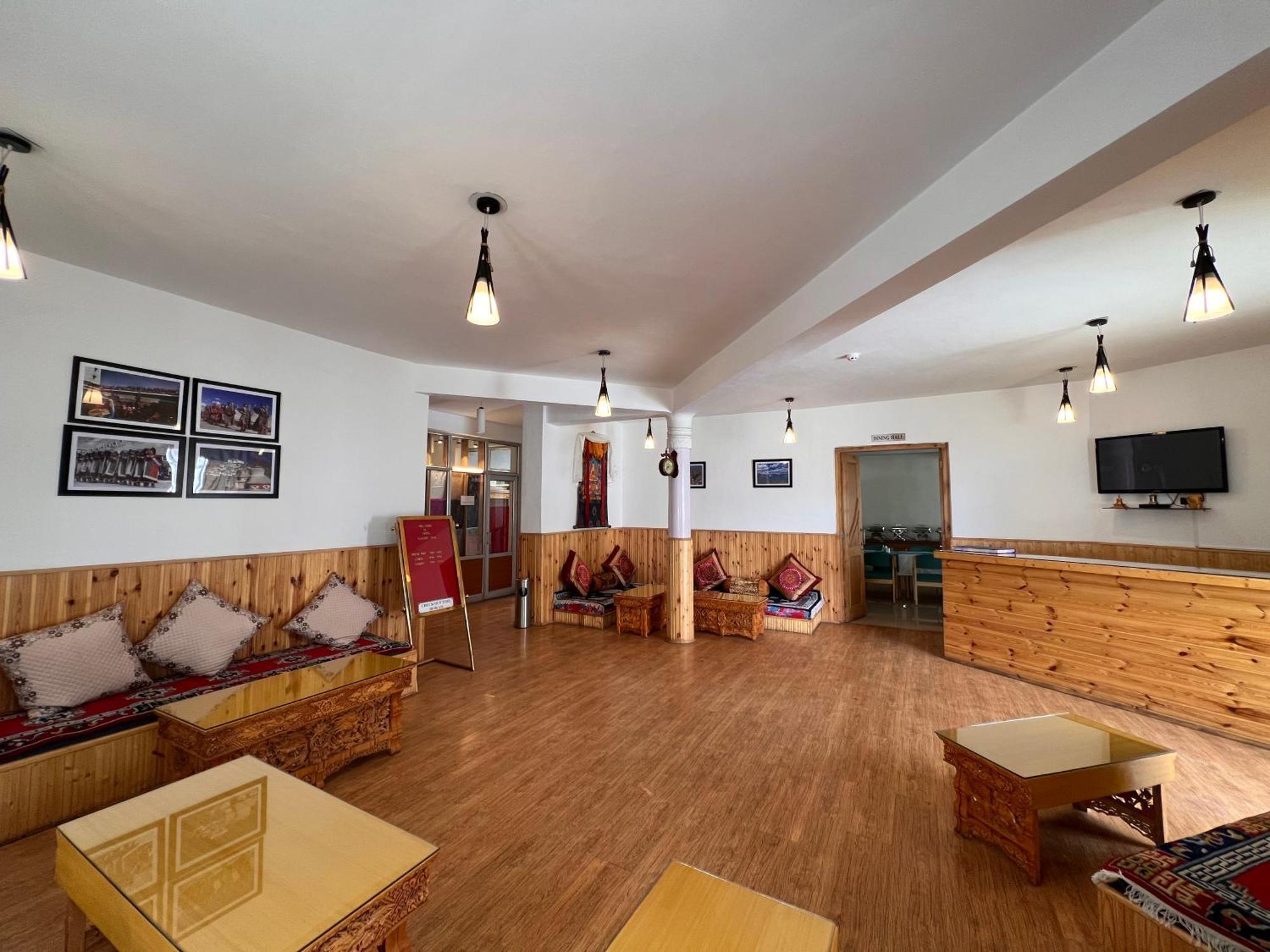 Hotel New Glacier View Лех Экстерьер фото